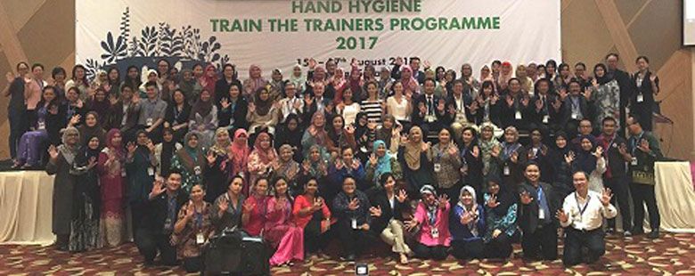  The very first Train the Trainer program in Malaysia was held in Kuching from August 15th to the 17th. This milestone project was fully supported by SARAYA and organized by the University of Geneva Hospitals.